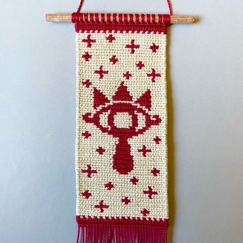 Zelda Alpha Pattern, Sheikah Symbol, Tapestry Crochet Patterns, Crochet Tapestry, Alpha Pattern, Tapestry Crochet, Alpha Patterns, Friendship Bracelet Patterns, Bracelet Patterns