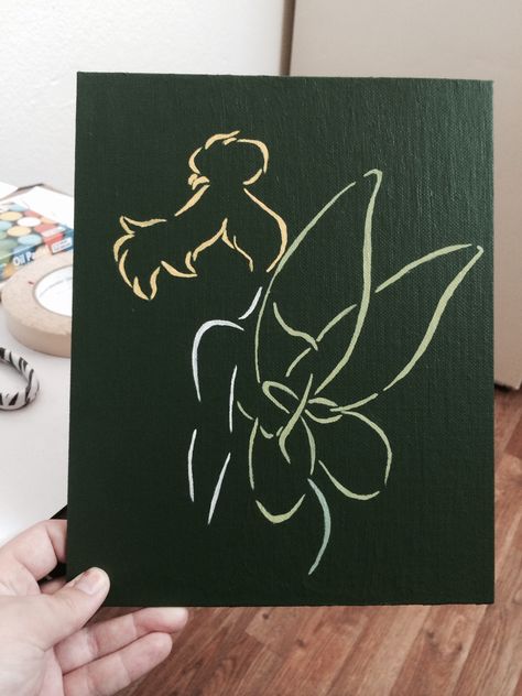 Disney Mini Canvas Paintings, Tinkerbell Canvas Painting, Easy Disney Paintings For Beginners, Canvas Painting Ideas Disney, Simple Disney Paintings, Tinkerbell Painting, Disney Paintings Easy, Drawing Ideas Acrylic, Disney Painting Ideas