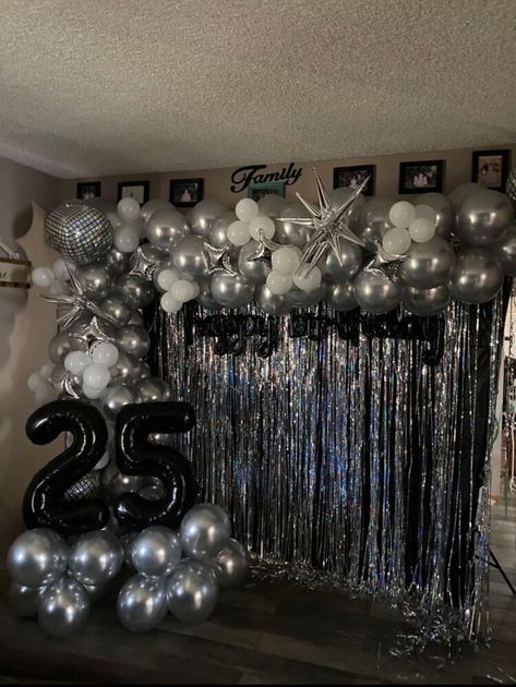 Black White And Silver Birthday Theme, Black And White Birthday Party Ideas, Black And Silver Party Theme, Goth Birthday Party, Y2k Party Theme, 25 Birthday Decorations, Doodle Cake, Happy Birthday Decor, Cute Birthday Ideas