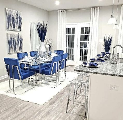 Navy And Silver Dining Room, Grey And Blue Dining Room, Blue And Grey Dining Room Decor, Royal Blue House Decor, Royal Blue Kitchen Decor Ideas, Navy Blue And Silver Living Room Ideas, Blue Dining Table Decor, Blue And Silver Home Decor, Blue And Silver Living Room Ideas