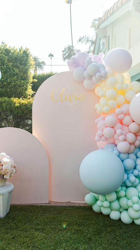 Pastel Rainbow Birthday Party Backdrop, Pastel 18th Birthday Theme, Pastel Balloon Centerpieces, Pastel 21st Birthday Decorations, Pastels Birthday Party, Rainbow Themed Birthday Party Backdrops, Pastel Baby Shower Decorations, Pastel Themed Birthday Party Decorations, Rainbow Gender Reveal Party