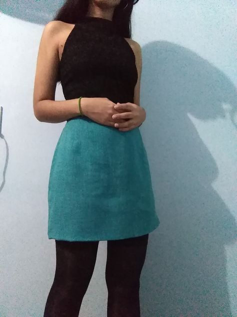 Teal Skirt Outfit, Teal Outfit, Best Group Costumes, Trend Prediction, Teal Outfits, Skirt Outfit Summer, Teal Skirt, Miniskirt Outfits, Skirt Outfit