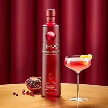 Cîroc creates pomegranate vodka - The Spirits Business Ciroc Pomegranate Recipes, Pomegranate Vodka Cocktail, Pomegranate Vodka, Black Kitchen Cabinet, Ciroc Vodka, Pomegranate Recipes, Kitchen Cabinet Ideas, Spirit Drink, Vodka Brands