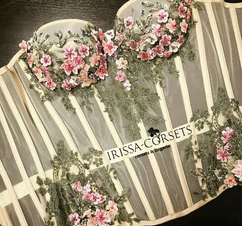 Corset Textiles, Corset With Flowers, Applique Corset, Corset Art, Flower Corset, Rose Corset, Wedding Dress Diy, Embroidery Wedding Dress, Diy Outfits