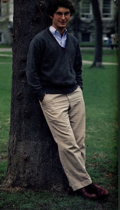 Preppy Aesthetic Ivy League, 80s Preppy Fashion, Grandpa Fashion, Movie Dialogues, Preppy Men, Shirts Style, Aesthetic Outfits Men, Preppy Stuff, Ivy League Style