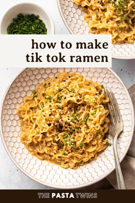 Tik Tok Ramen - The Pasta Twins Tik Tok Lunch Recipes, Tik Tok Ramen Noodles, Tik Tok Meals, Homemade Ramen Seasoning, Tik Tok Recipes Videos, Tik Tok Ramen, Raman Recipes, Tik Tok Recipes, Creamy Ramen