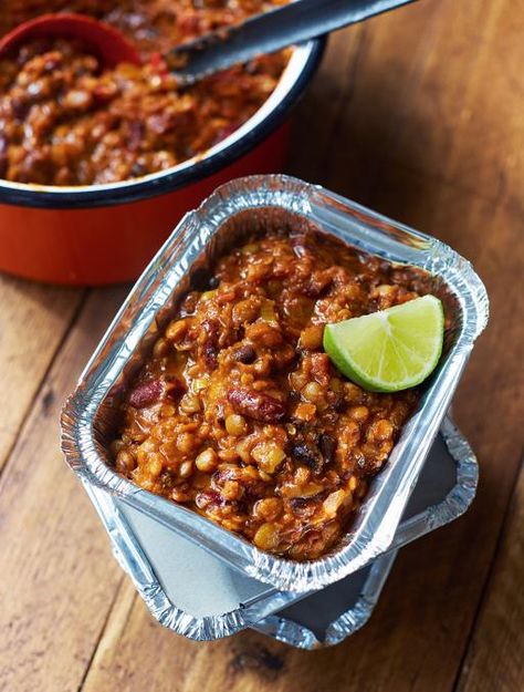 A family favourite loaded with veg    This easy veggie chilli recipe is full of good stuff and makes the perfect midweek vegetarian meal for the family Vegetarian Chilli Con Carne, Veggie Chilli, Chilli Recipe, Chilli Recipes, Jamie Oliver Recipes, Easy Veggie, Vegetarian Meal, Batch Cooking, Jamie Oliver