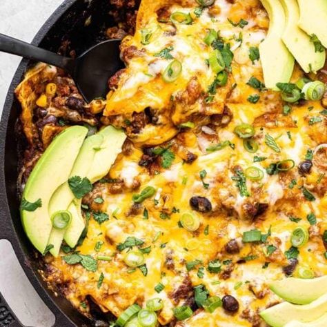 Beef Enchilada Skillet - Recipe Runner Beef Enchilada Skillet Recipe, Beef Enchilada Skillet, Skillet Enchiladas, Enchilada Skillet, Chicken Enchilada Skillet, Ground Beef And Broccoli, Easy Chicken Enchilada Recipe, Southwest Recipes, Ground Beef Enchiladas