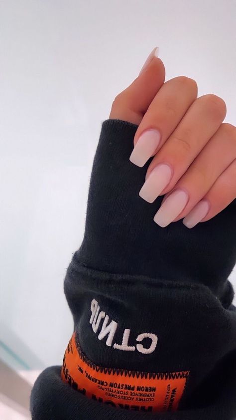 Nail Inspo School, Neutral Nail Art, Teen Nails, Basic Nails, Casual Nails, Rose Nails, Nail Jewelry, Neutral Nails, Girls Nails