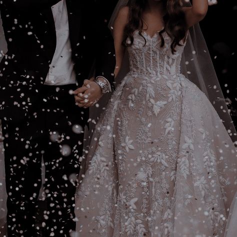 Nico And Elena, Royal Core Aesthetic, The Sweetest Oblivion, Danielle Lori, Royal Core, Tahereh Mafi, Royal Aesthetic, Shatter Me, Fairytale Wedding