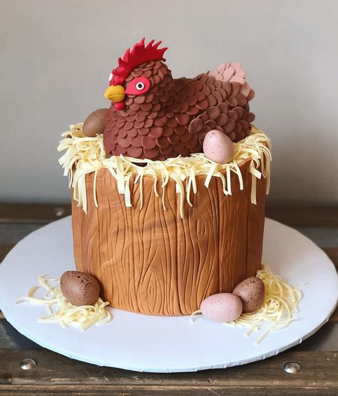 Chicken Cake Design Images (Chicken Birthday Cake Ideas) Chicken Bday Cake, Birthday Cake With Chickens, Chicken Cakes Birthday Ideas, Chicken Birthday Cake Ideas, Animal Birthday Cake Ideas, Chicken Themed Birthday Cake, Cake Chicken Design, Chicken Theme Cake, Chicken Birthday Party Ideas