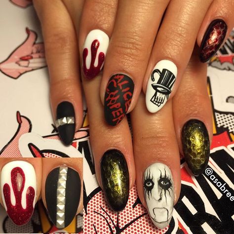 See this Instagram photo by @asabree • 602 likes Cooper Nails, Zombie Nails, Nail Art Designs Videos, Rob Zombie, Alice Cooper, Nails Art, Manicure And Pedicure, Nail Art Designs, Zombie