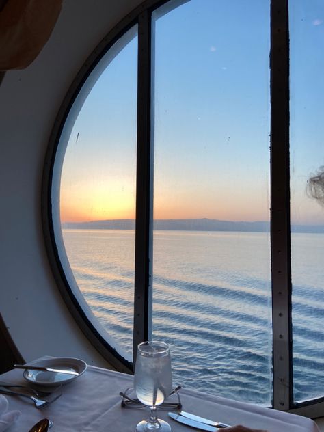 Cruise Trip Aesthetic, Cruise Ship Pictures Aesthetic, Dinner Cruise Aesthetic, Cruise Ship Aesthetic, View From Cruise Ship, Cruise Ship Performer Aesthetic, Cruise Ship Sunset, Cruise Photography, Dinner Cruise