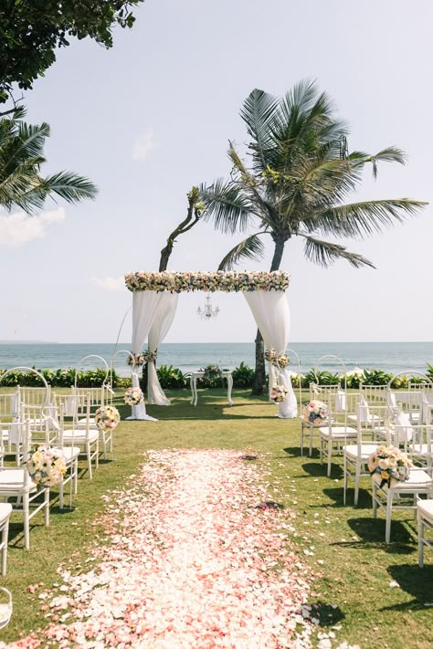 Sanctuary Cap Cana, Beachfront Wedding, Dominican Republic Wedding, Urban Wedding Venue, Dream Beach Wedding, Wedding Venues Beach, Wedding Venue Inspiration, Beach Ceremony, Bali Wedding