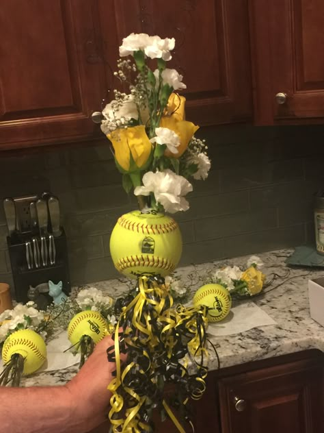 Softball Senior Night flower bouquet.  The team signed the ball after the game. Last Softball Game Gifts, Senior Day Gifts Softball, Softball Senior Night Flowers, Softball Sr Night Ideas, Senior Night For Softball, Senior Gift Ideas Softball, Senior Gift Ideas High School Sports Softball, Senior Day Softball Ideas, 8th Grade Night Softball Ideas