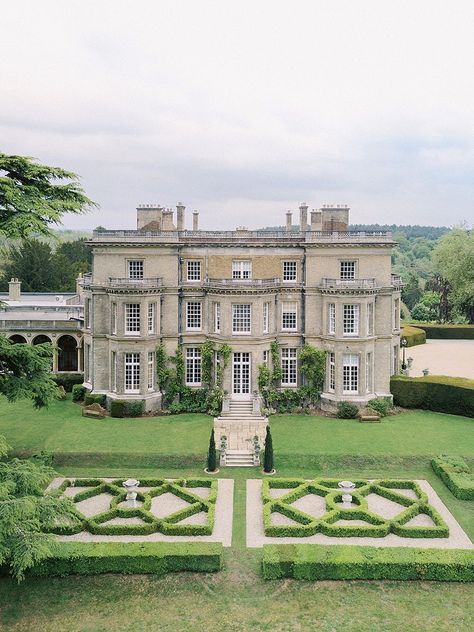 European Wedding Venue, Chateau House, Hedsor House, English Estate, London Castles, Country House Wedding Venues, Country House Wedding, House Country, Wedding Venues Uk