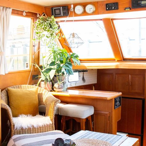 Trawler Boats Interior, Boat Interior Remodel, Vintage Boat Interior, Trawler Boat Living, House Boat Living, House Boat Interior, Retro Boat Interior, Canal Boats England Interior, Dog On A Boat