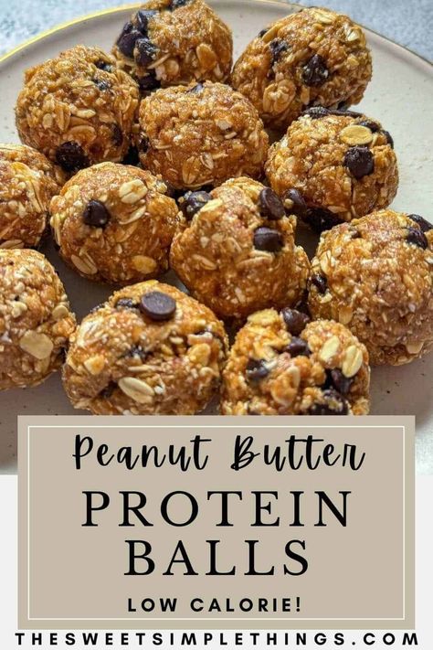 These healthy low calorie protein balls are super easy and delicious! These no-bake energy balls are great healthy snacks for peanut butter lovers. Refined sugar free, low fat, high protein snacks make reaching your fitness goals so much easier! Great afternoon snack or to add in rotation for your easy breakfast recipes. Grab these on the go snacks for post-workout snacks or healthy dessert. Energy Balls With Protein Powder, Low Calorie Protein Balls, Protein Snack Balls, High Protein Low Fat Snacks, Low Calorie Sweet Snacks, Low Calorie High Protein Snacks, Low Fat Breakfast, High Protein Peanut Butter, Peanut Butter Protein Balls