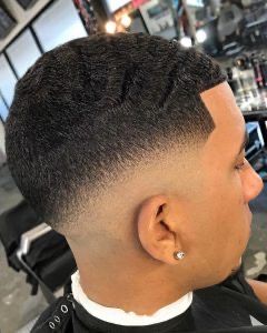 Temp Haircut, Low Taper Haircut, Low Fade Haircut Men's, Low Haircuts, Low Cut Hairstyles, Black Haircut Styles, Waves Hairstyle Men, Taper Fade Curly Hair, Fade Hairstyle