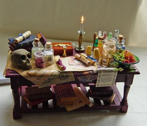 Epic Dolls house Miniature Electric Lit Filled Large Wizard / Witch / Doctor / Apothecary Table. £45.00, via Etsy.: Halloween Fairy Garden, Harry Potter Dolls, Dollhouse Halloween, Witch Room, Fancy Kitchens, Haunted Dollhouse, Halloween Fairy, Halloween Miniatures, Mini Doll House