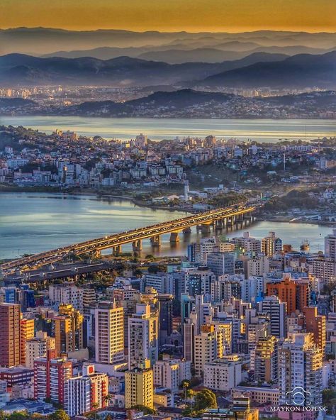 Mirante do Morro da Cruz, Florianópolis, Santa Catarina, Brasil Brazil People, Brazil Culture, Tourism Poster, Travel Board, Perfect Life, Pretty Places, Dream Vacations, Us Travel, San Francisco Skyline