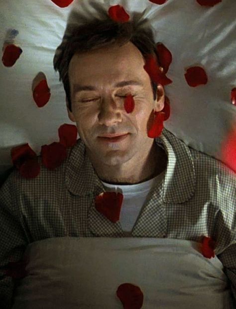 "I feel like I've been in a coma for the past twenty years. And I'm just now waking up." American Beauty American Beauty Movie, Beauty Movie, Damien Chazelle, Pier Paolo Pasolini, Epic Movie, Movies Worth Watching, Kevin Spacey, 3 Movie, Movie Buff