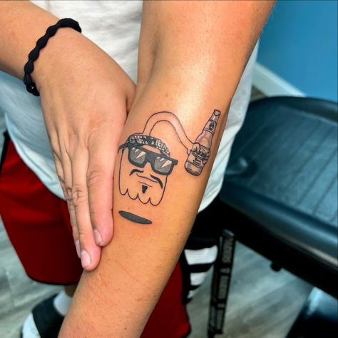 ‘Hi Five ghost, but make him a cholo’ 👻 A new favorite custom piece to add to my collection! To book your next custom piece, email olympusink@gmail.com with your ideas! #art #tattooapprenticeship #TKSG #topeka #KS #custom #ink #tattoo #design #regularshow #hifive #cholo Hi Five Ghost, Ink Tattoo Design, Tattoo Apprenticeship, Hi Five, Custom Ink, My Collection, Ink Tattoo, Tattoo Design, Ghost