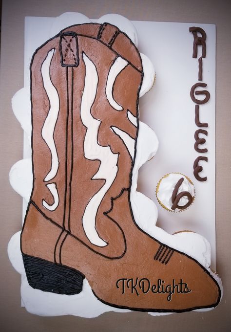 Cowboy Boot Cake, Cupcake Outline, Boot Cake, Slab Cake, 21st Ideas, Pull Apart Cupcake Cake, Pull Apart Cake, Pull Apart Cupcakes, 6 Birthday