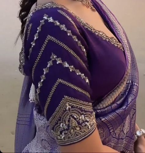 Exclusive Blouse Designs, Latest Blouse Neck Designs, Silk Saree Blouse Designs Patterns, Blue Blouse Designs, Netted Blouse Designs, Maggam Blouse, Blouse Designs High Neck, Latest Bridal Blouse Designs, Blouse Designs Pattern