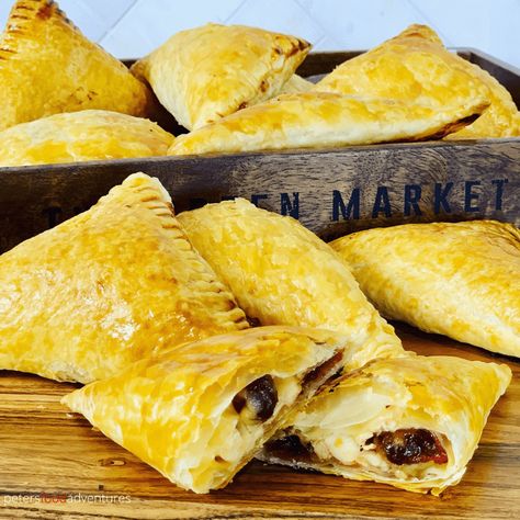 Turkey Turnovers, Leftover Gravy, Turkey Cranberry, Leftover Thanksgiving, Chili Sauce Recipe, Turnover Recipes, Family Snacks, Thanksgiving Turkey Leftovers, Brine Recipe