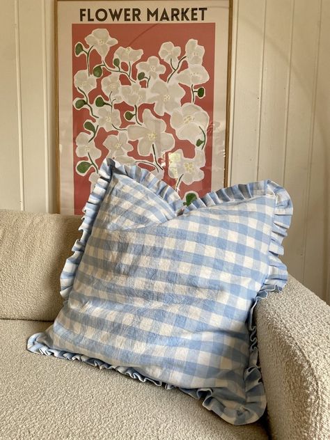 DIY Ruffled Cushion Cover — Sewing Patterns by Masin Gingham Cushion Covers, Ruffle Pillow Case, Blue Buffalo Check, Diy Ruffle, Buffalo Check Pillows, Sewing Guide, Ruffle Pattern, Diy Pillow Covers, Sewing Cushions