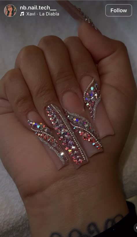 Blinged Out Nails Extra Long, Xl Glitter Acrylic Nails, Glow Nails, Coffin Nails Long, Cute Acrylic Nail Designs, Dope Nail Designs, Short Square Acrylic Nails, Long Acrylic Nails Coffin, Acrylic Nails Coffin Pink