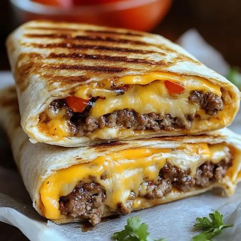 Beef Sandwich With Tortilla, Dinner With Tortilla Wraps, Dinner Ideas With Wraps, Burger Wrapped In Tortilla, Cheeseburger Wraps Healthy, Dinner Ideas Tortillas, Turkey Burger Wraps, Things To Make With Tortilla Wraps, Tortilla Wrap Dinner Ideas