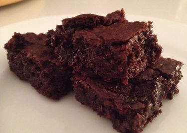 Best Moist Chocolate Cake, Peanut Butter Cup Brownies, Paleo Brownies, Chocolate Cake Recipe Moist, Brownie Cups, Peanut Butter Brownies, Moist Chocolate Cake, Unsweetened Chocolate, Reeses Peanut Butter Cups