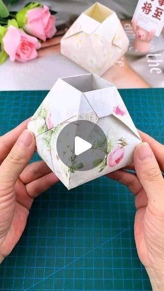 Origami Hard, Craft Origami, Origami Paper Folding, Paper Folding Crafts, Trending Crafts, Creative Origami, Origami Gifts, Origami Patterns, Origami Paper Art