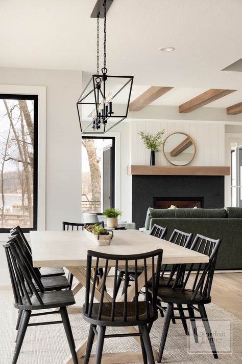 Black Chairs, House Dining Room, Modern Farmhouse Dining, Dinning Room Design, Room Remodel, Cozy Farmhouse, The Dining Room, Dining Room Inspiration, Farmhouse Dining Room