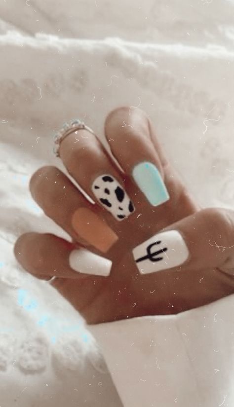 Easter Nails For Beginners, Short Cute Nails Square, Volleyball Nail Ideas, Cute Nails For Middle School, Lainey Wilson Nail Ideas, Cute Country Nails Short, Boy Mom Nail Ideas, Cute Nail Ideas For Teenagers, Nail Ideas For Kids Cute