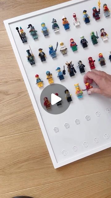 Ikea Lego Room Ideas, Kids Lego Shelf, Best Lego Display Ideas, Lego Figurine Display, Lego Character Display, Lego Figures Storage, Diy Lego Figure Display, Lego Boy Bedroom, Study And Playroom Room Ideas