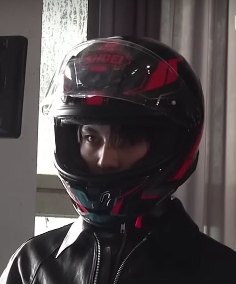 Jungwon Racer Outfit, Jungwon Racer, Jungwon Motorcycle, Street Racer, Jungwon Icon, Cutie Patootie, Boyfriend Pictures, Nct, Kitty