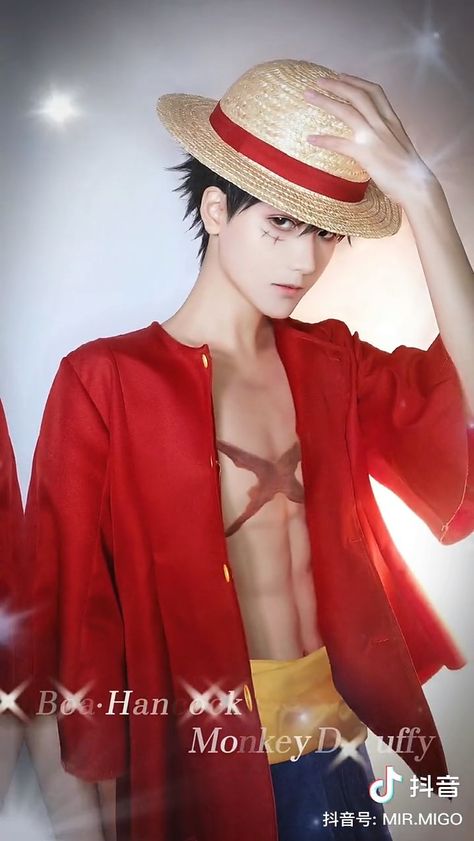 Zoro Reference, One Piece Cosplay Luffy, Cosplay Luffy, Luffy Cosplay, Once Piece, Cosplay Boy, Couple Costume, One Piece Cosplay, Luffy Zoro