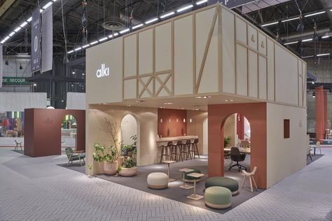 FRAME | Here's what stood out at Maison&Objet 2020 Luxurious Furniture, Table Bistrot, Brand Studio, Retro Futuristic, Contemporary Interior Design, Armchair Design, Stand Design, Bistro Table, Make Yourself