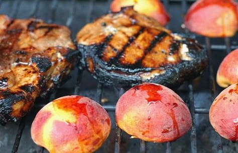 Grilled Ham Steaks, Italian Pork Chops, Peach Pork Chops, Glazed Peaches, Pork Chop Recipes Grilled, Eating Good Food, Simple Delicious Recipes, Marinated Pork Chops, Bbq Pork Chops