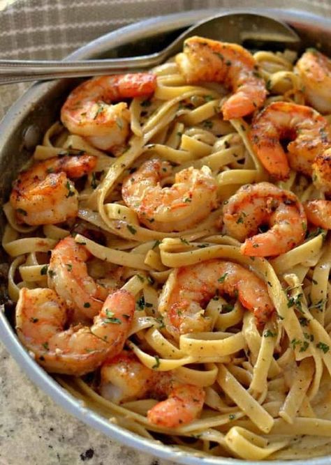 Shrimp Pasta Recipe, Cajun Shrimp Pasta, Cajun Shrimp, Think Food, Shrimp Pasta, Food Goals, Pasta Recipe, Food Obsession, Pretty Food