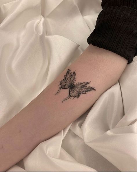 Miniature Tattoos, Petite Tattoos, Neck Tattoos, Arm Band Tattoo, Tatuaje A Color, Feminine Tattoo, Classy Tattoos, Elegant Tattoos, Dope Tattoos