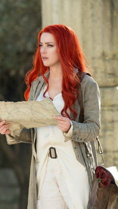 Amber Heard Movies, Amber Heard Hair, Aquaman And Mera, Amber Heard Style, Amber Head, Aquaman 2018, Desert Outfit, Arthur Curry, Mermaid Cosplay