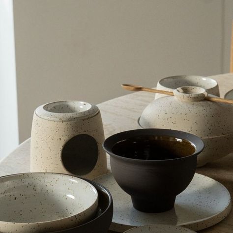 Studio Timmerman on Instagram: "Work I've made for the pop-up and webshop restock last December. Really pleased how the dark clay compliments the speckled pieces from the Serif collection. Will definitely continue making more this year :). #japandiinterior #tablesettingideas #slowliving #handmade #madeinrotterdam #interiordesign #finedining #tableware #tablesetting #japandi #ceramics" Japandi Ceramic, Japandi Interior, Slow Living, Fine Dining, The Darkest, Pop Up, This Year, Table Settings, Ceramics