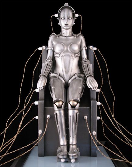 Metropolis Maria Robot Maria Metropolis, Metropolis Robot, Metropolis Film, Movie Robots, Metropolis 1927, Vintage Robots, Fritz Lang, Film Cinema, Retro Robot