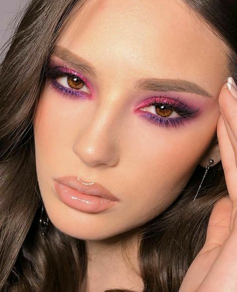 Purple Makeup, Makijaż Smokey Eye, Colorful Eye Makeup, Fancy Makeup, Makeup Eye Looks, Makeup Makeover, Eye Makeup Art, Pink Makeup, Editorial Makeup