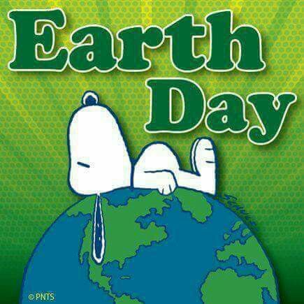 Earth Day Pictures, Woodstock Snoopy, Peanuts Cartoon, Peanuts Characters, Happy Earth Day, Snoopy Quotes, Snoopy Pictures, Snoop Dog, Joe Cool