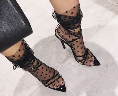 Lace Socks With Heels Outfit, Socks With Heels Outfit, Lace Socks With Heels, Tulle Socks, Trendy Heels, Sheer Socks, Heels Outfits, Lace Socks, Socks And Heels